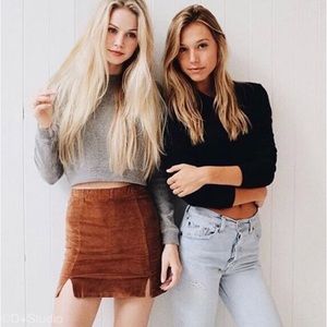 Brandy Melville maroon corduroy mini skirt